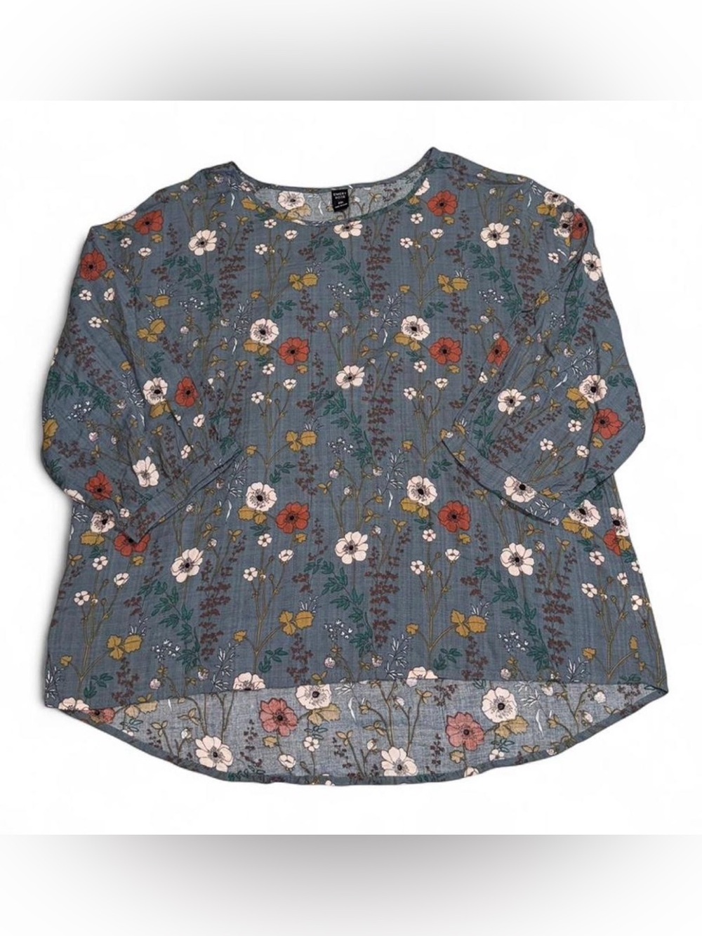 Floral Scoop-Neck Blouse in Dusty Blue